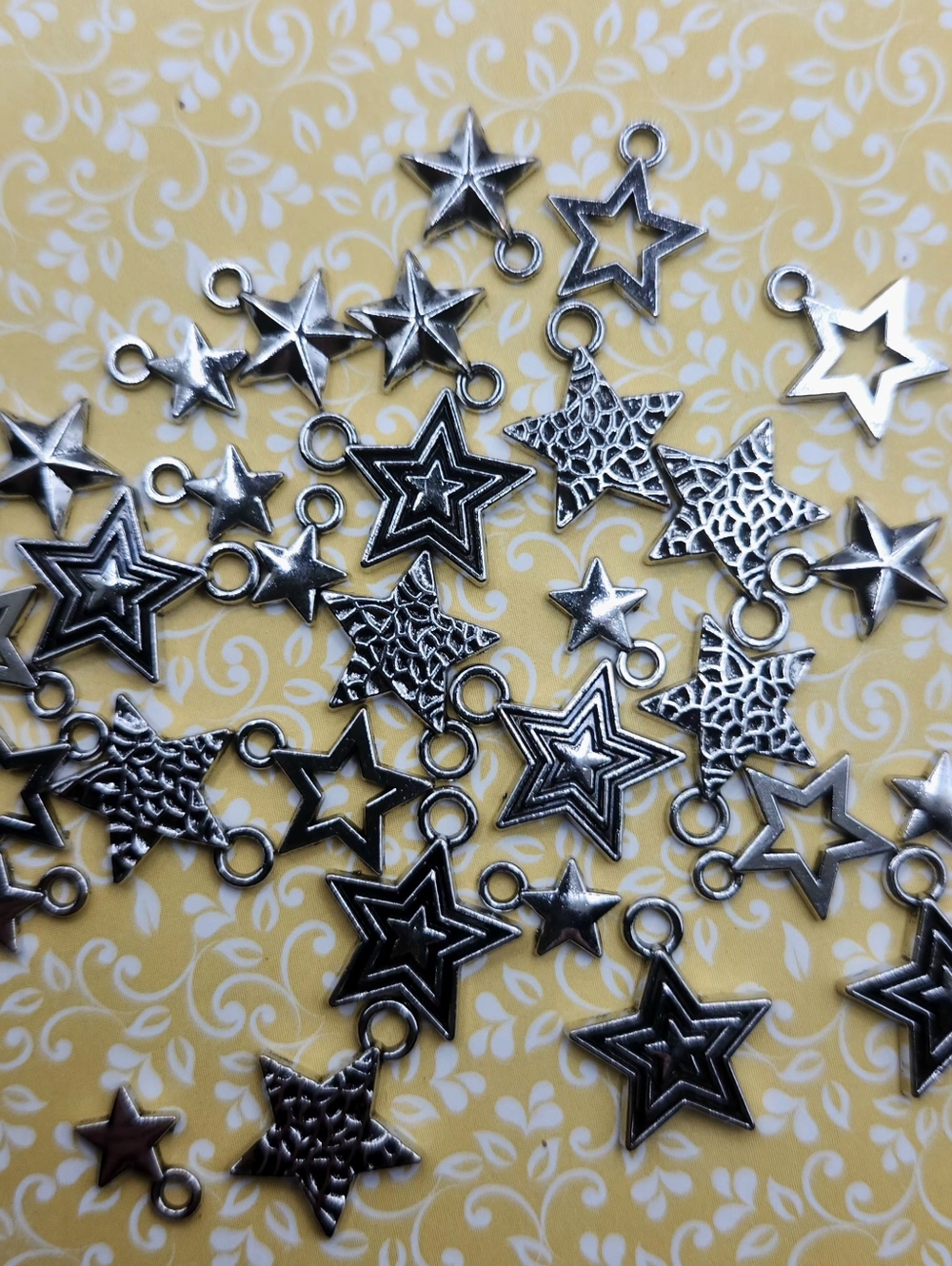 Silver Star Charms Mix